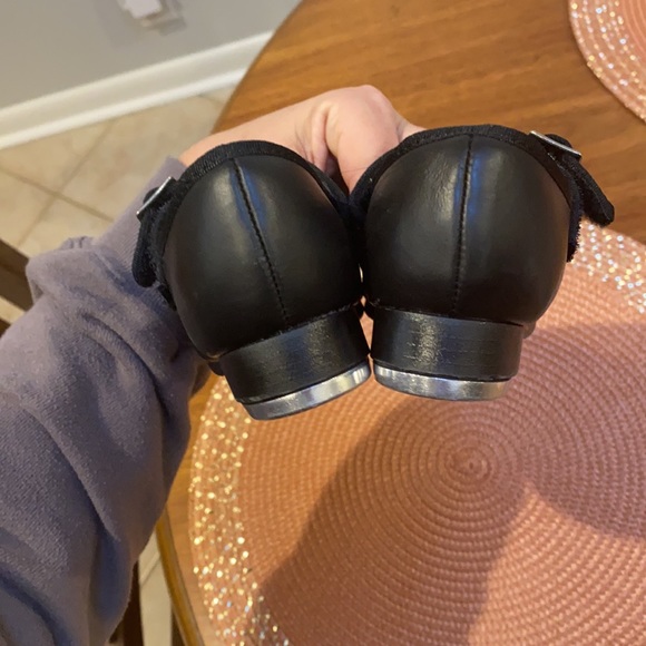 Capezio Velcro Buckle Mary Jane Tap Shoe kids size 11.5w - Picture 3 of 7